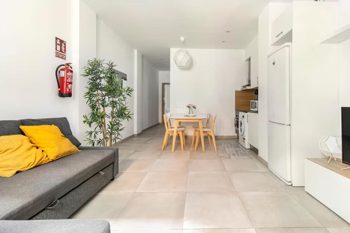 バレンシアVivienda Junto A Ruzafa - 12 Pax Y Masアパートメント エクステリア 写真