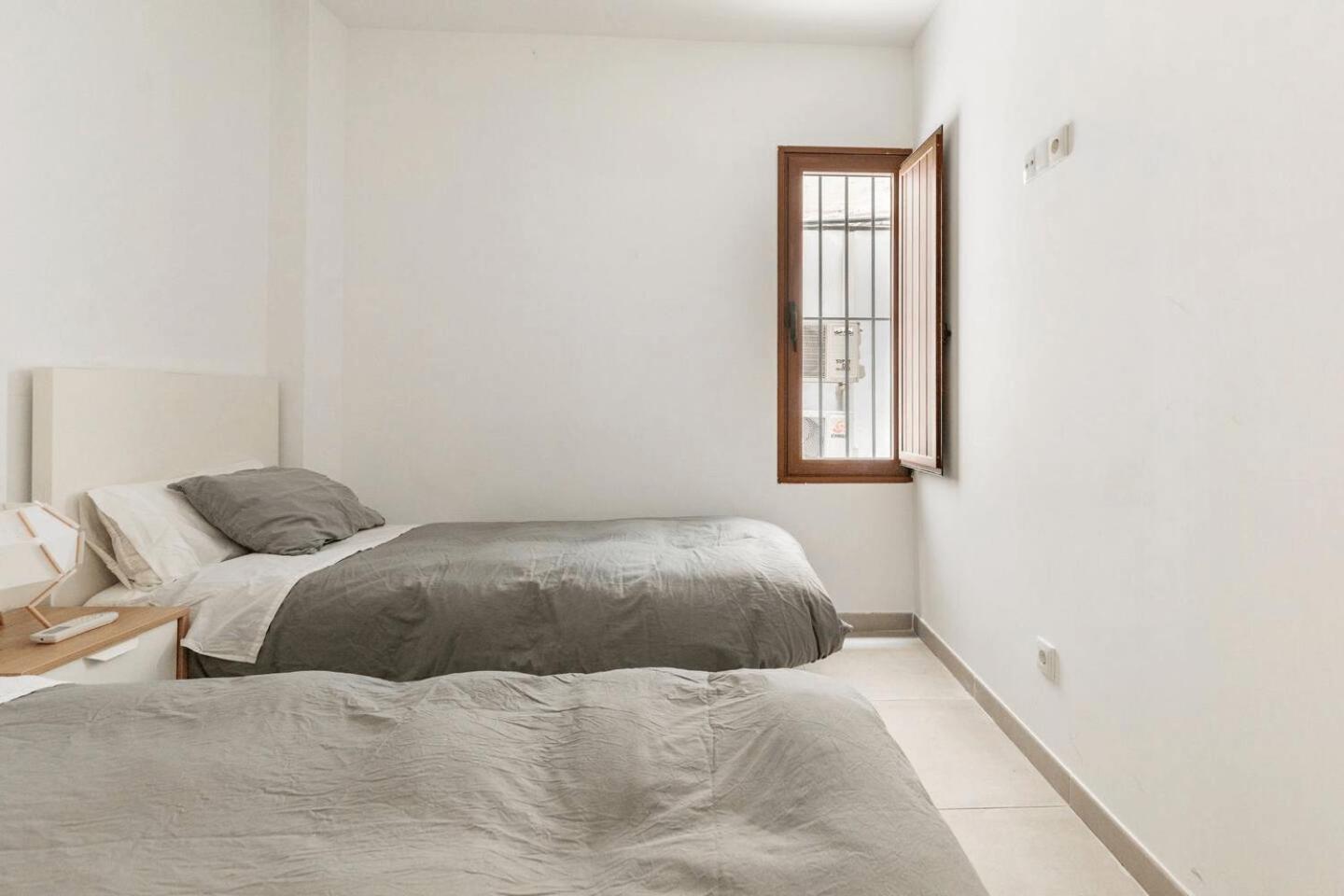 バレンシアVivienda Junto A Ruzafa - 12 Pax Y Masアパートメント エクステリア 写真