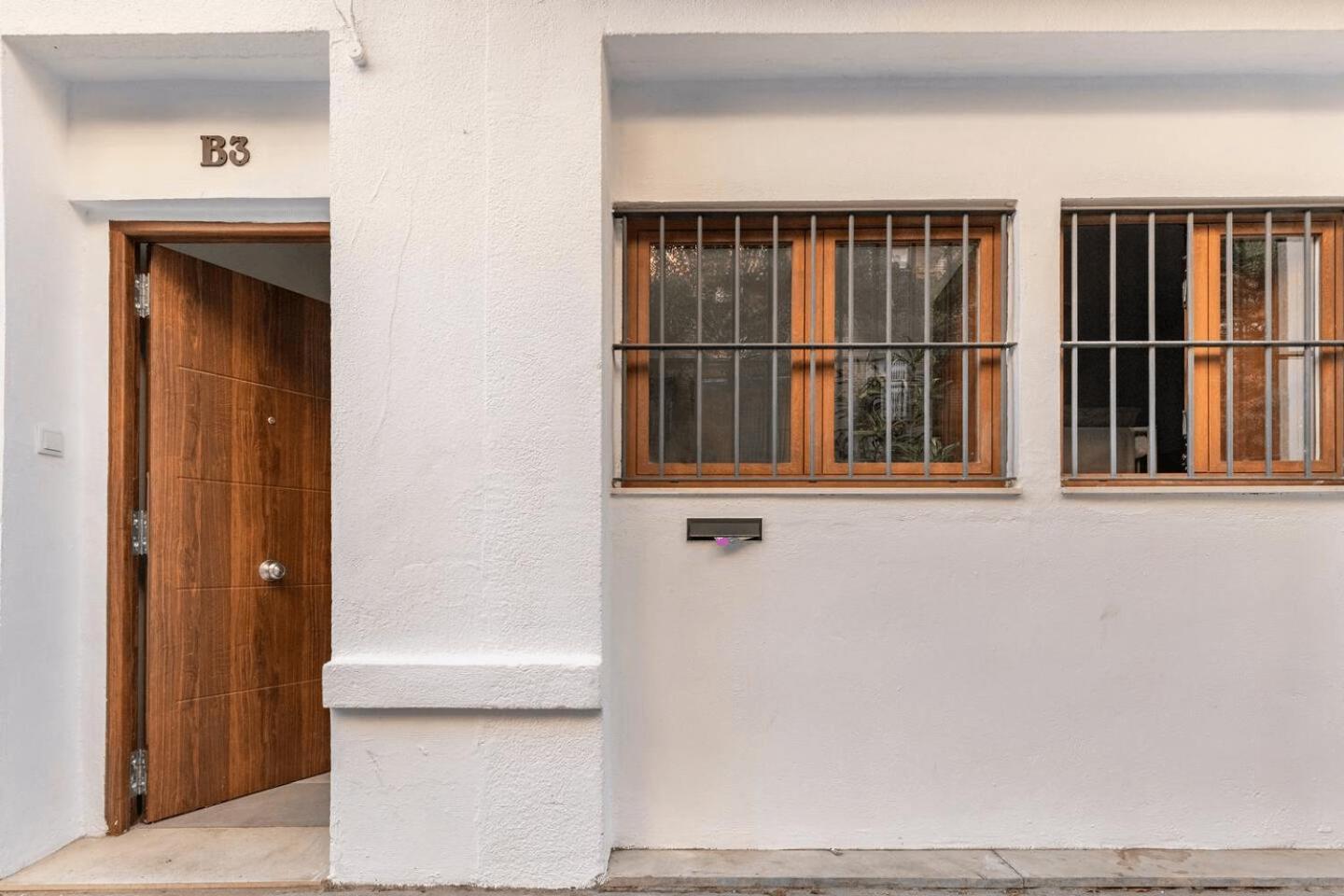 バレンシアVivienda Junto A Ruzafa - 12 Pax Y Masアパートメント エクステリア 写真